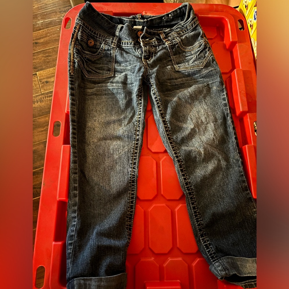 Jean Capris - Picture 3 of 3